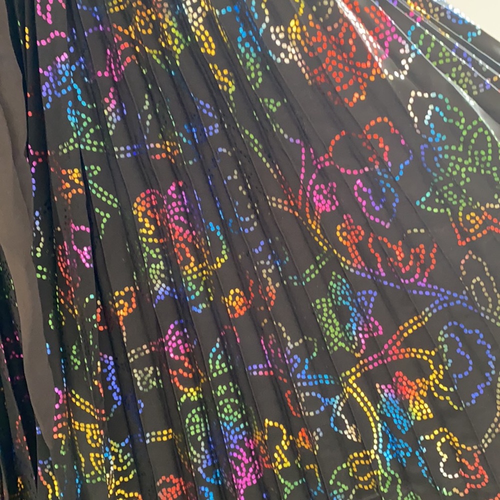 • Lularoe DeAnne Wrap Dress • - Picture 4 of 7